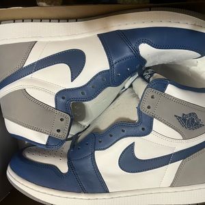 DS Jordan 1 sz 12.5 Blue/White/Gray